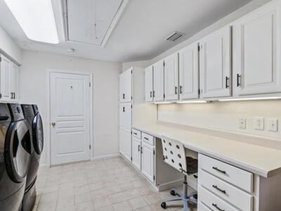 16 Thurston Drive, Palm Beach Gardens, FL 33418