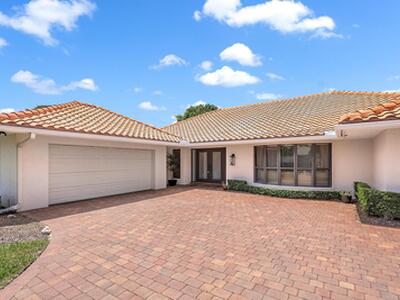 16 Thurston Drive, Palm Beach Gardens, FL 33418