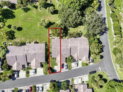 416 Buttonwood Place, Boca Raton, FL 33431