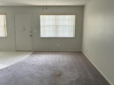 21 Lake Vista Trail, Port Saint Lucie, FL 34952