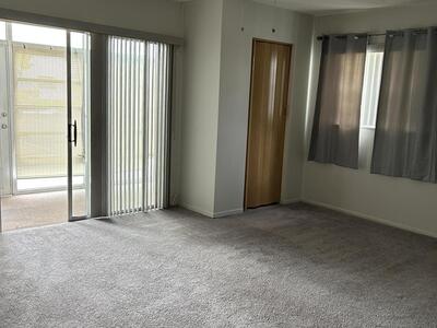 21 Lake Vista Trail, Port Saint Lucie, FL 34952