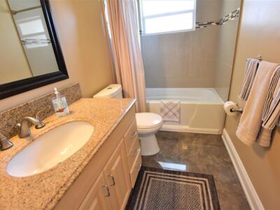 5064 Michigan Avenue, West Palm Beach, FL 33415