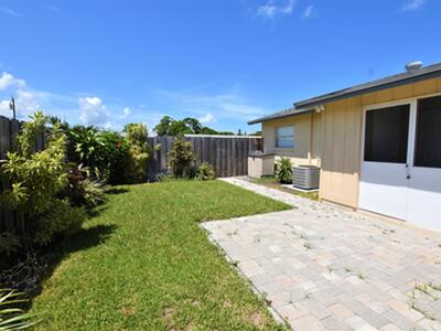 5064 Michigan Avenue, West Palm Beach, FL 33415