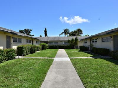 5064 Michigan Avenue, West Palm Beach, FL 33415