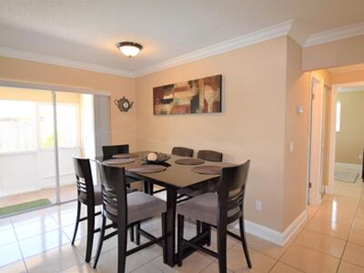 5064 Michigan Avenue, West Palm Beach, FL 33415