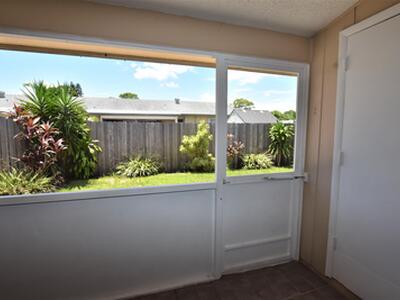 5064 Michigan Avenue, West Palm Beach, FL 33415