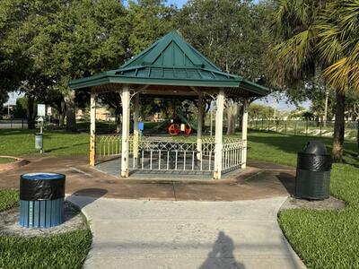 6031 N 10th Avenue, Greenacres, FL 33463