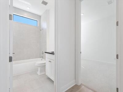 116 SE Cortile Enza, Port Saint Lucie, FL 34952