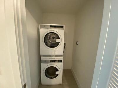 111 SE 1st Avenue, Delray Beach, FL 33444