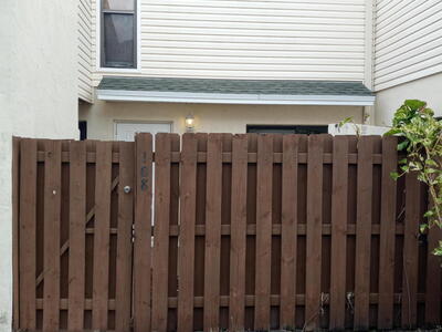 643 Executive Center Drive, West Palm Beach, FL 33401