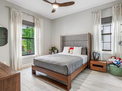 2909 Gin Berry Way, West Palm Beach, FL 33401