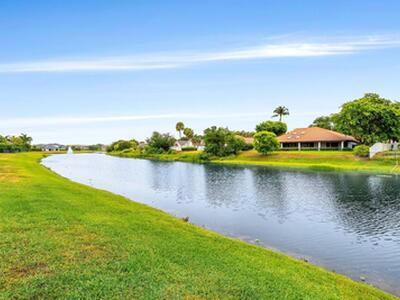 2909 Gin Berry Way, West Palm Beach, FL 33401