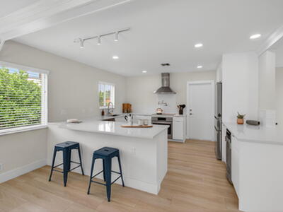 802 Mallard Drive, Delray Beach, FL 33444