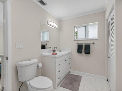 802 Mallard Drive, Delray Beach, FL 33444