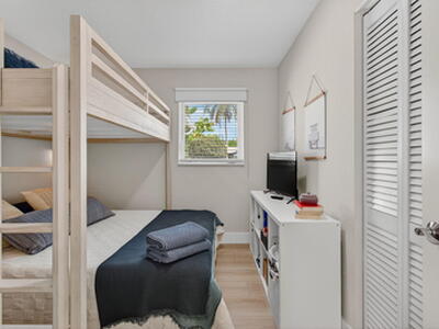 802 Mallard Drive, Delray Beach, FL 33444