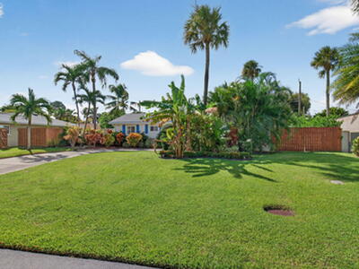 802 Mallard Drive, Delray Beach, FL 33444