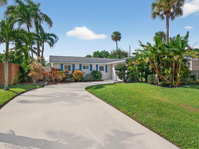 802 Mallard Drive, Delray Beach, FL 33444