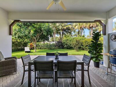 2908 Gin Berry Way, West Palm Beach, FL 33401