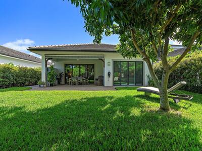 2908 Gin Berry Way, West Palm Beach, FL 33401