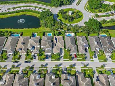 2908 Gin Berry Way, West Palm Beach, FL 33401