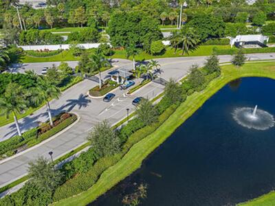 2908 Gin Berry Way, West Palm Beach, FL 33401