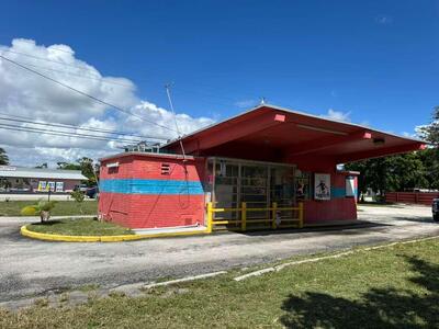 3263 Sierra Drive, Palm Springs, FL 33461