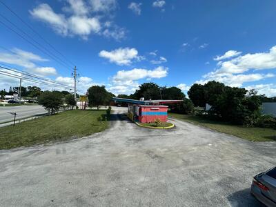 3263 Sierra Drive, Palm Springs, FL 33461