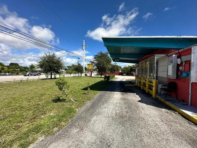 3263 Sierra Drive, Palm Springs, FL 33461