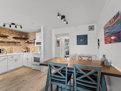 100 Shore Court, North Palm Beach, FL 33408