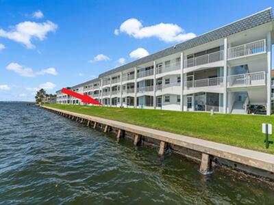 100 Shore Court, North Palm Beach, FL 33408