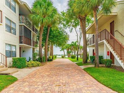 718 Executive Center Drive, West Palm Beach, FL 33401