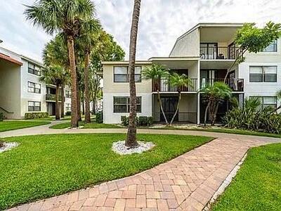 718 Executive Center Drive, West Palm Beach, FL 33401