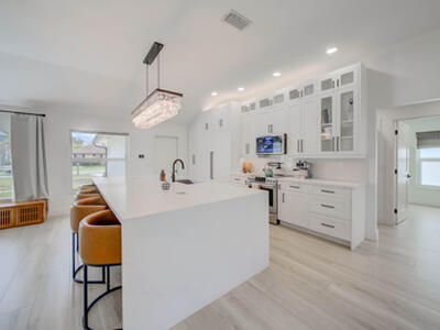 1853 Shower Tree Way, Wellington, FL 33414