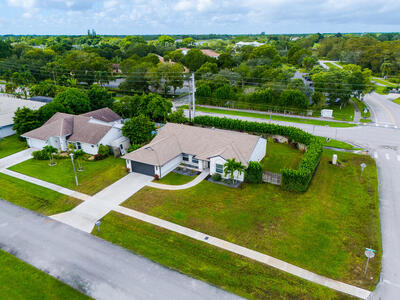 1853 Shower Tree Way, Wellington, FL 33414