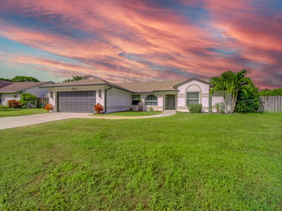 1853 Shower Tree Way, Wellington, FL 33414