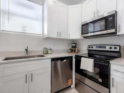 3707 Saginaw Avenue, West Palm Beach, FL 33409