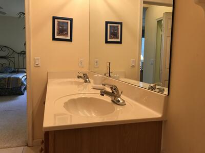 8410 SW Mulligan Circle SW, Port Saint Lucie, FL 34986