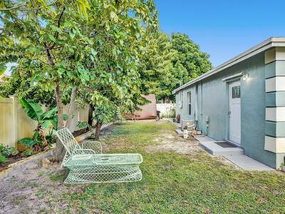 2349 Seminole Boulevard, West Palm Beach, FL 33409