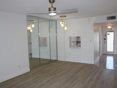 8130 Sunrise Lakes Boulevard, Sunrise, FL 33322