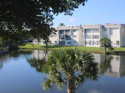 8130 Sunrise Lakes Boulevard, Sunrise, FL 33322