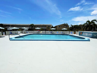 2111 NE 1st Court, Boynton Beach, FL 33435