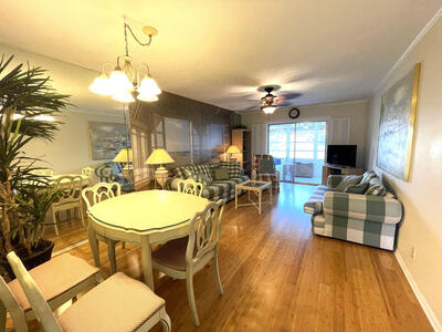 2111 NE 1st Court, Boynton Beach, FL 33435