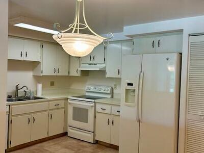 200 SE Four Winds Drive, Stuart, FL 34996