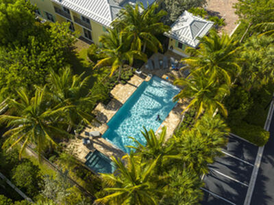 3770 County Line Road, Tequesta, FL 33469