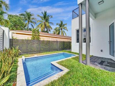 1220 NE 15th Avenue, Fort Lauderdale, FL 33304