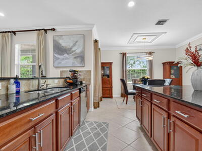 10591 Longleaf Lane, Wellington, FL 33414