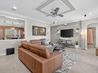 10591 Longleaf Lane, Wellington, FL 33414