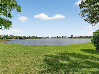 10591 Longleaf Lane, Wellington, FL 33414