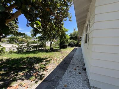 700 Tallapoosa Street, West Palm Beach, FL 33405