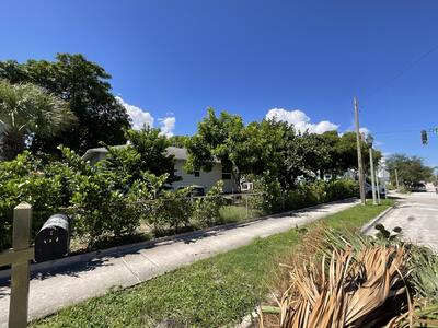 700 Tallapoosa Street, West Palm Beach, FL 33405